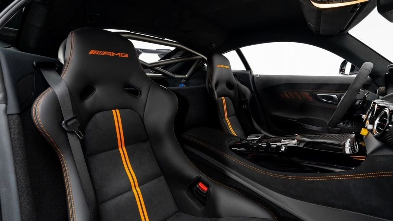 Mercedes Benz AMG GT Black Series - 2021 - GCC Specs - Under Warranty and Service Contract