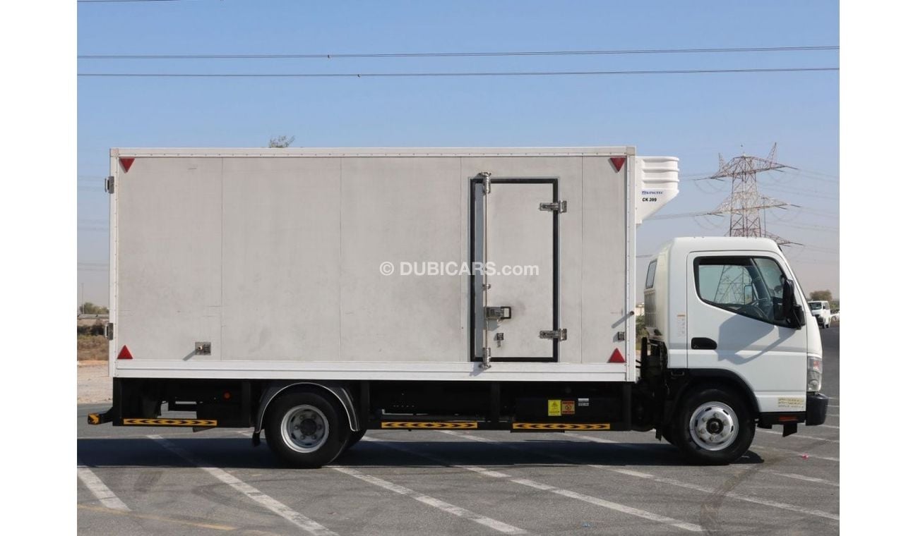 Mitsubishi Fuso Canter 2017 | CANTER 3.5 TON CHILLER WITH GCC SPECS AND EXCELLENT CONDITION