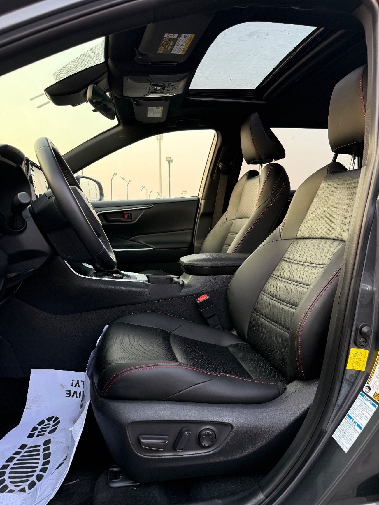 تويوتا راف ٤ VXR HEV 2.5L (219 HP) AWD 2021 TOYOTA RAV4 PRIME SE PLUG-IN HYBRID 4x4 FULL OPTIONS IMPORTED FROM US