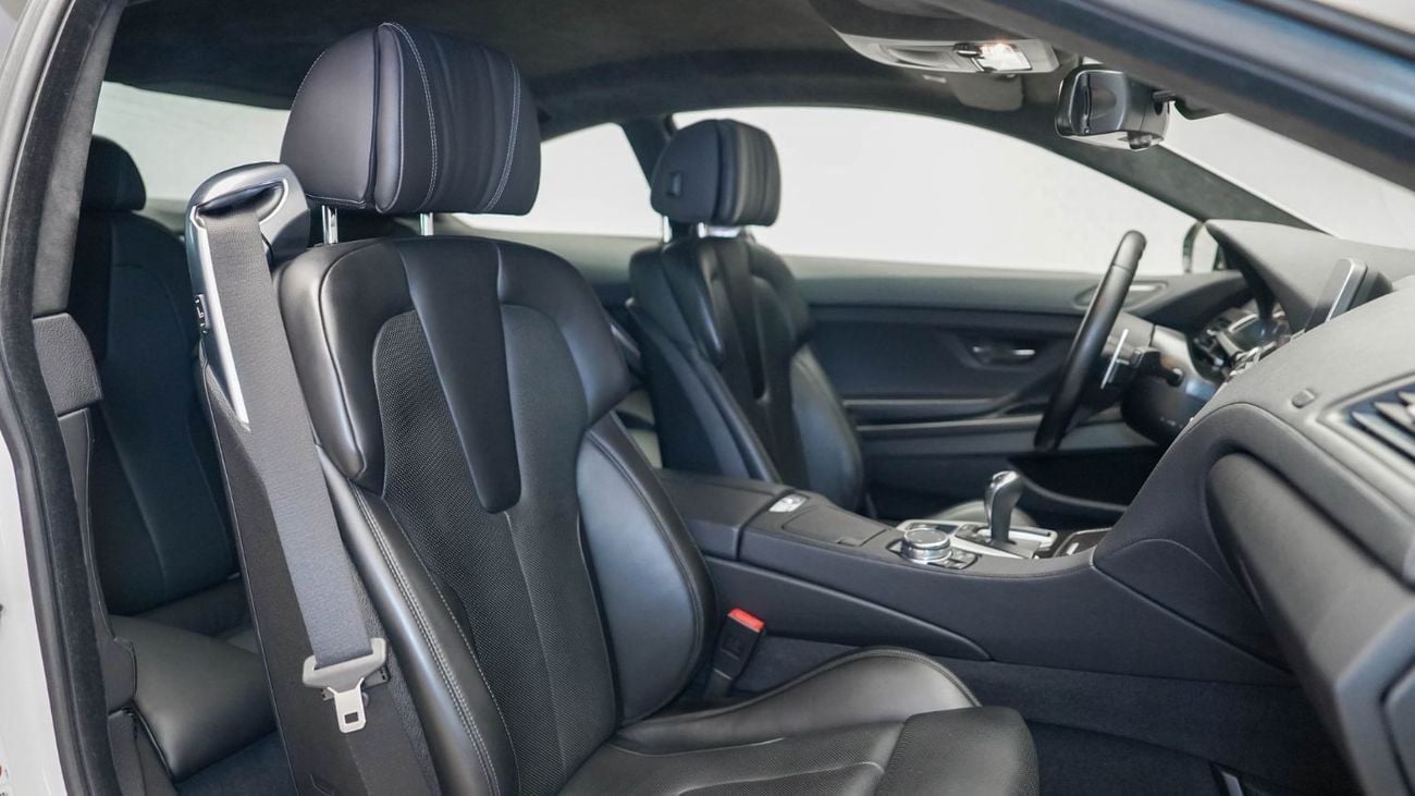 BMW M6 BASE Std 4.4L UAE's Very Best Example | 2 Years Free Servicing