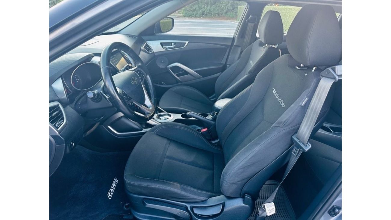 هيونداي فيلوستر سبورت موديل 2017 حاله ممتازه جداا من الداخل والخارج 1600سي سي