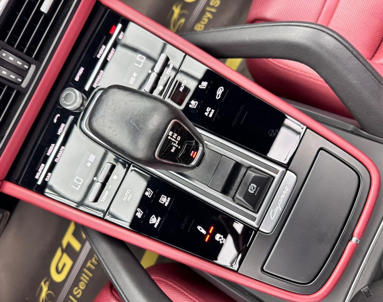 بورش كايان 2022 Porsche Cayenne GTS, Feb 2026 Porsche Warranty, Porsche Full Service History, GCC