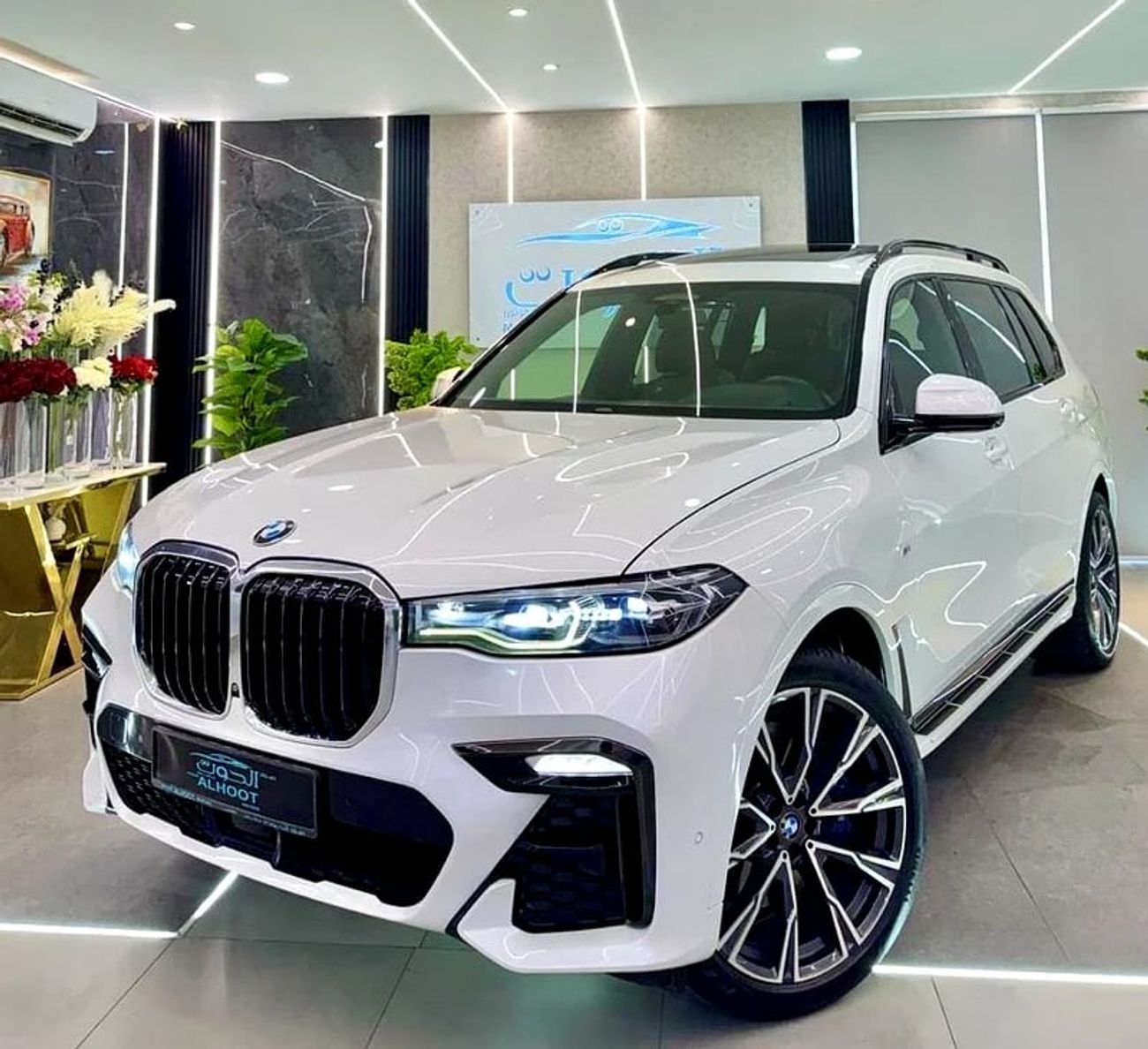 بي أم دبليو X7 40i M Sport Pure 3.0L (335 HP) AMAZING || 7 SEATS || RADAR || TOP RANGE || ACCIDENT FREE || GCC