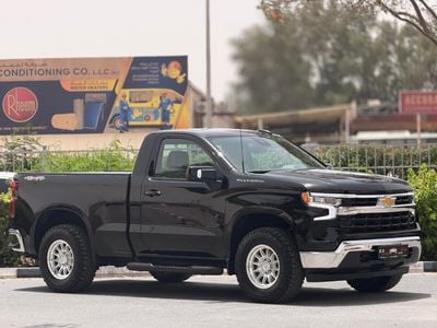 Chevrolet Silverado 1500 REG/CAB 1LT