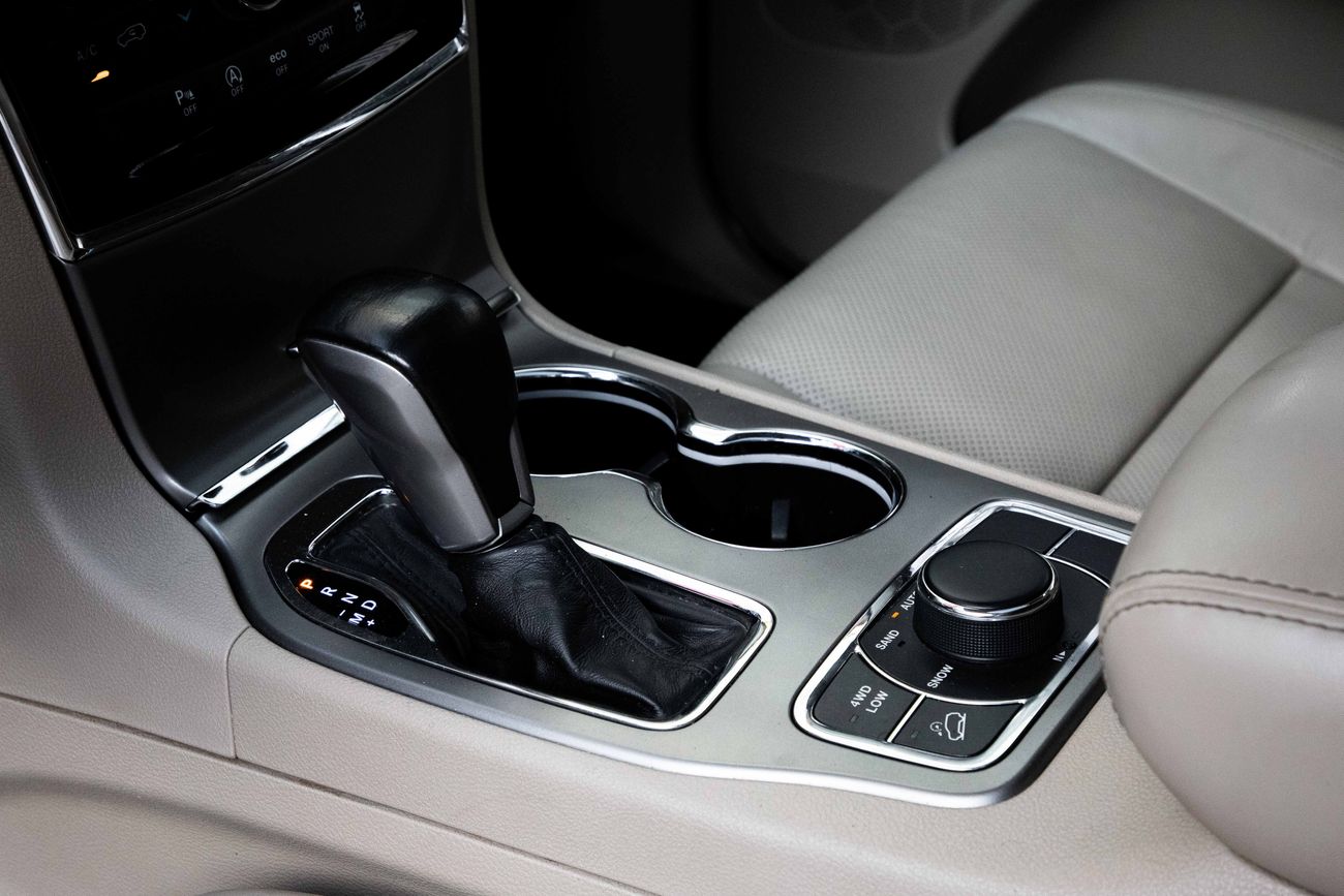 جيب جراند شيروكي Grand Cherokee Limited | 1,743 P.M | 0% Downpayment | LIMITED EXCELLENT CONDITION!