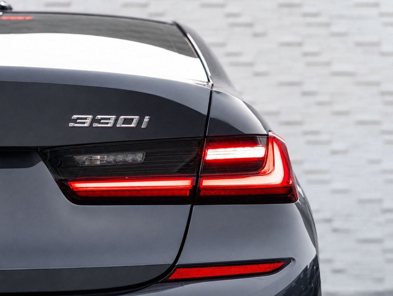 BMW 330i M SPORT