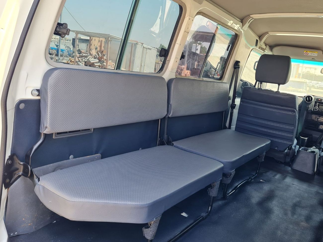 Toyota Land Cruiser 70 3 Doors