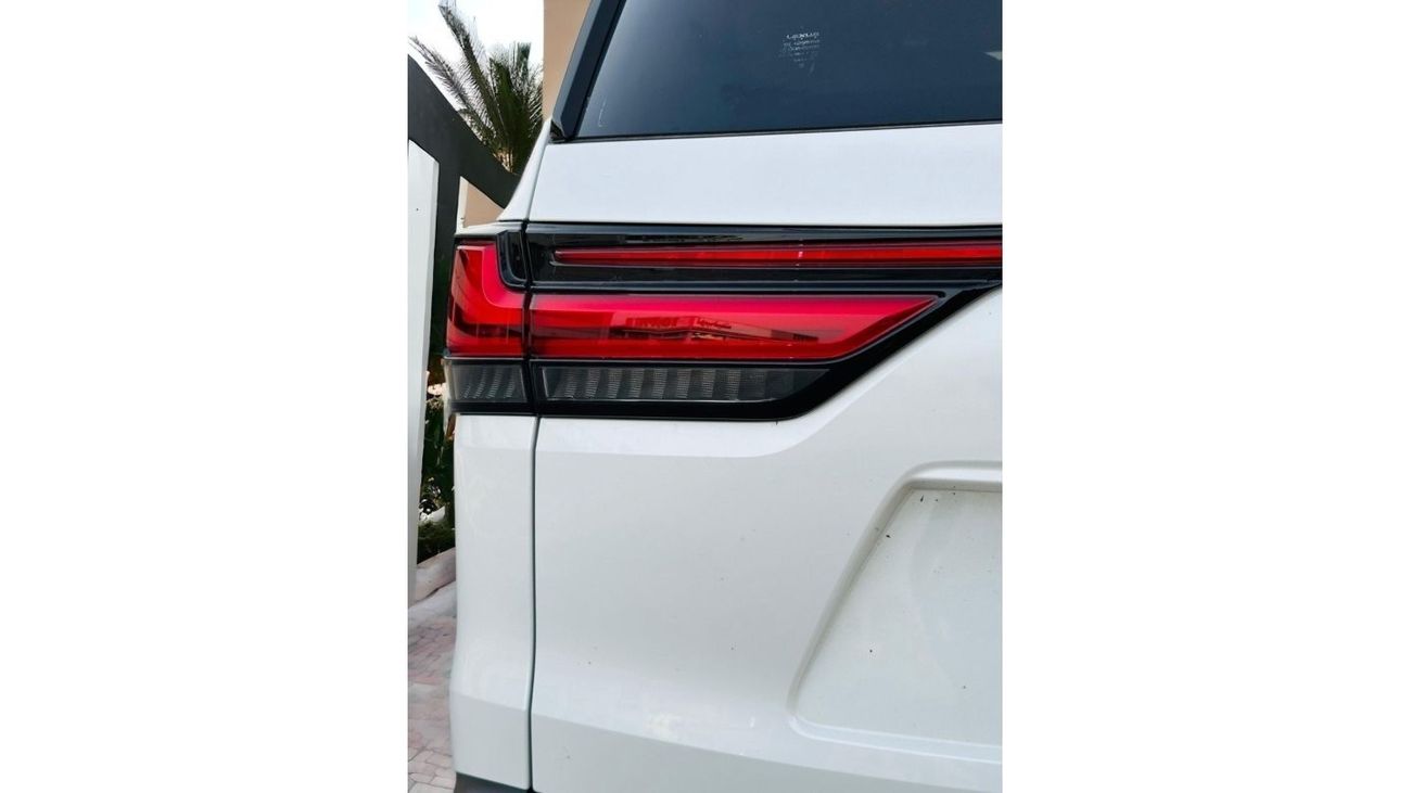 Lexus LX 600 VIP LAUNCH EDITION  w/Black Package UNDER WARRANTY | AED 9,800 PM Available | BRAND NEW | VIP EDITIO