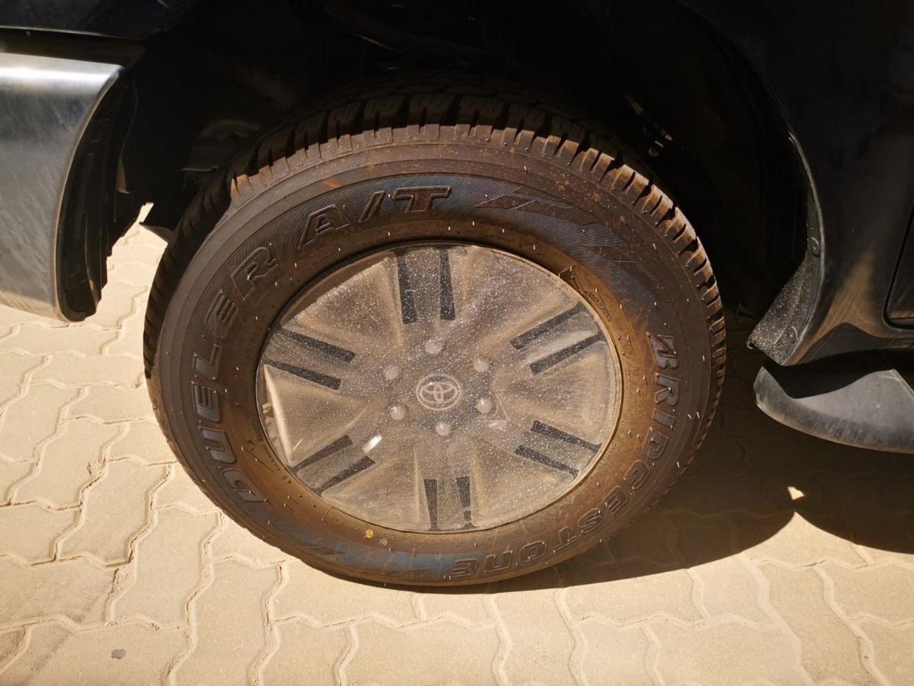 Toyota Hilux DLS 2.7L