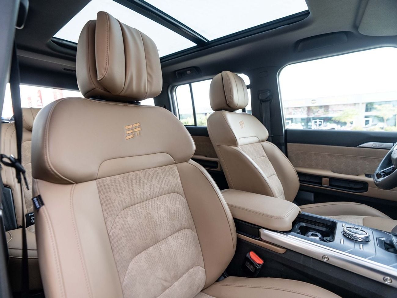 Jetour T2 LUX