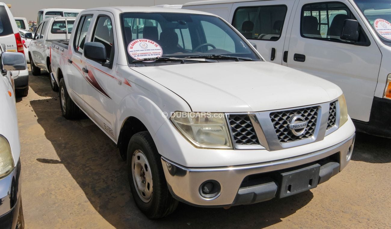 نيسان نافارا