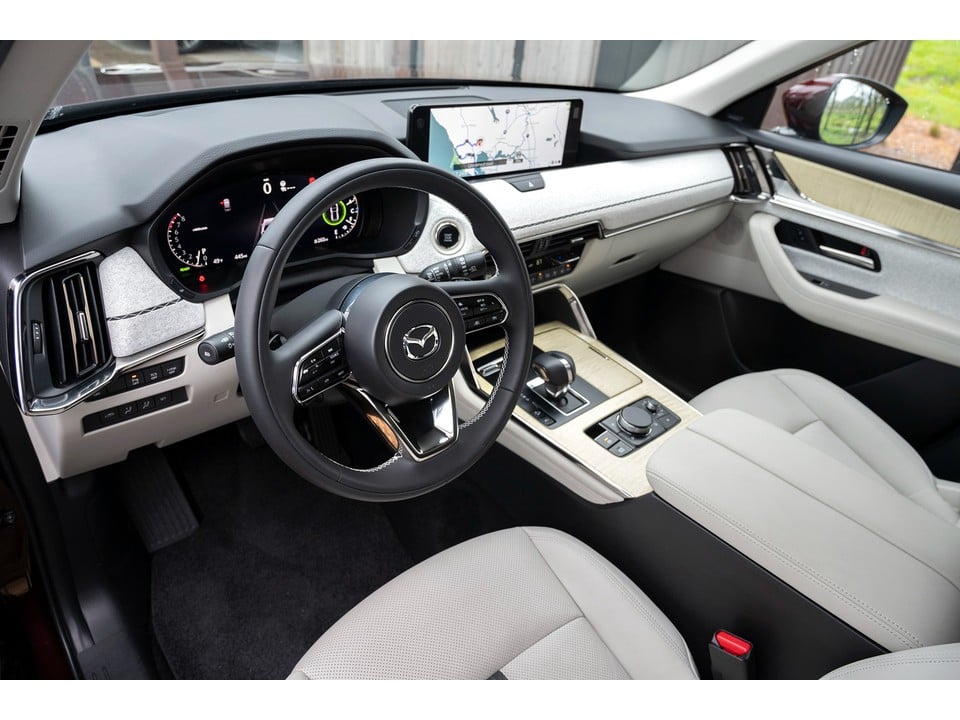 Mazda CX-90 interior - Cockpit