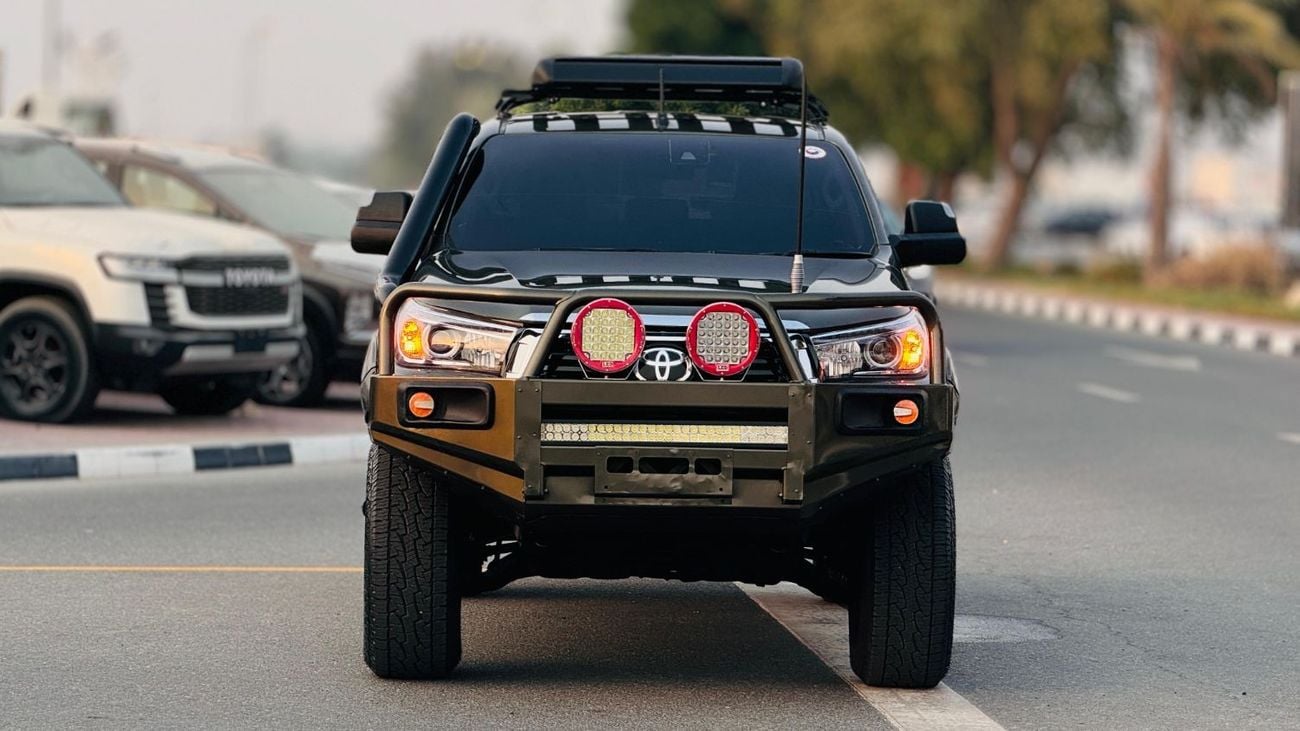 Toyota Hilux FULLY LOADED FOR OFF ROADING | MSA TOWING MIRROR | 2.8L DIESEL | MANUAL | ELECTRIC SEAT | RHD | 2021