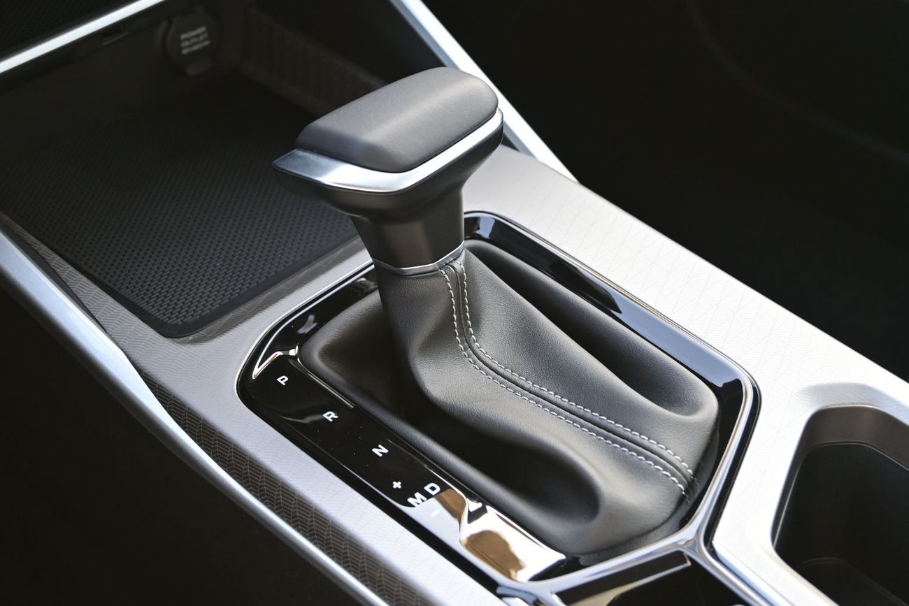 Geely Emgrand Geely Emgrand 1.5L Petrol FWD, Model 2025, Color Grey