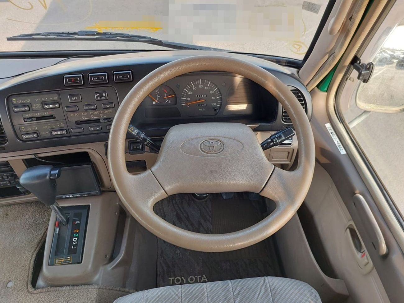 Toyota Coaster TOYOTA COASTER BUS RHD 2000 MODEL 4.2 L DIESEL AUTOMATIC(PM10377)