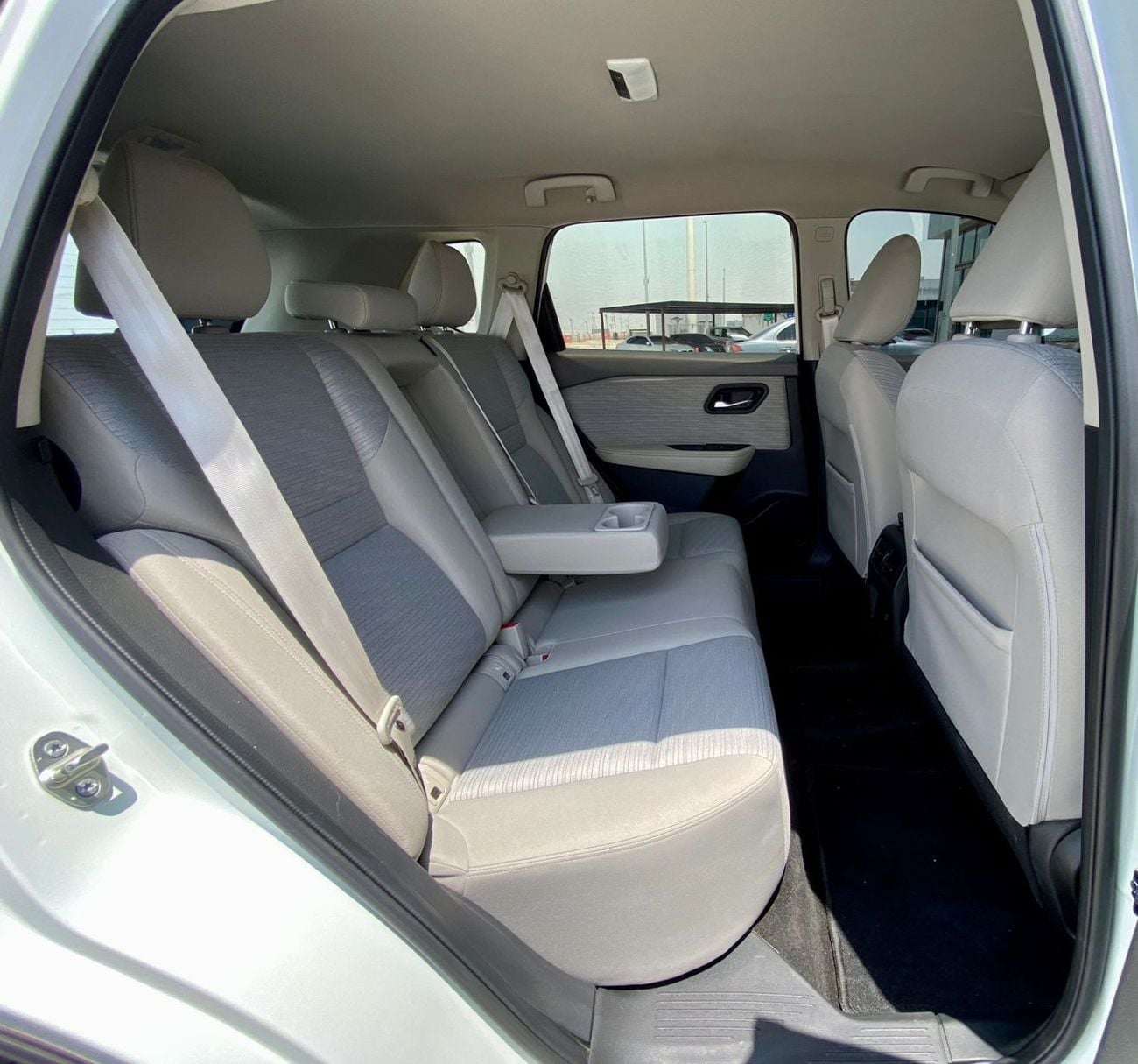Nissan X Trail S 2.5L (169 HP) FWD (5 Seater) 825-Monthly l GCC l 1 Year Warranty l Agency History l  Cruise, Camer