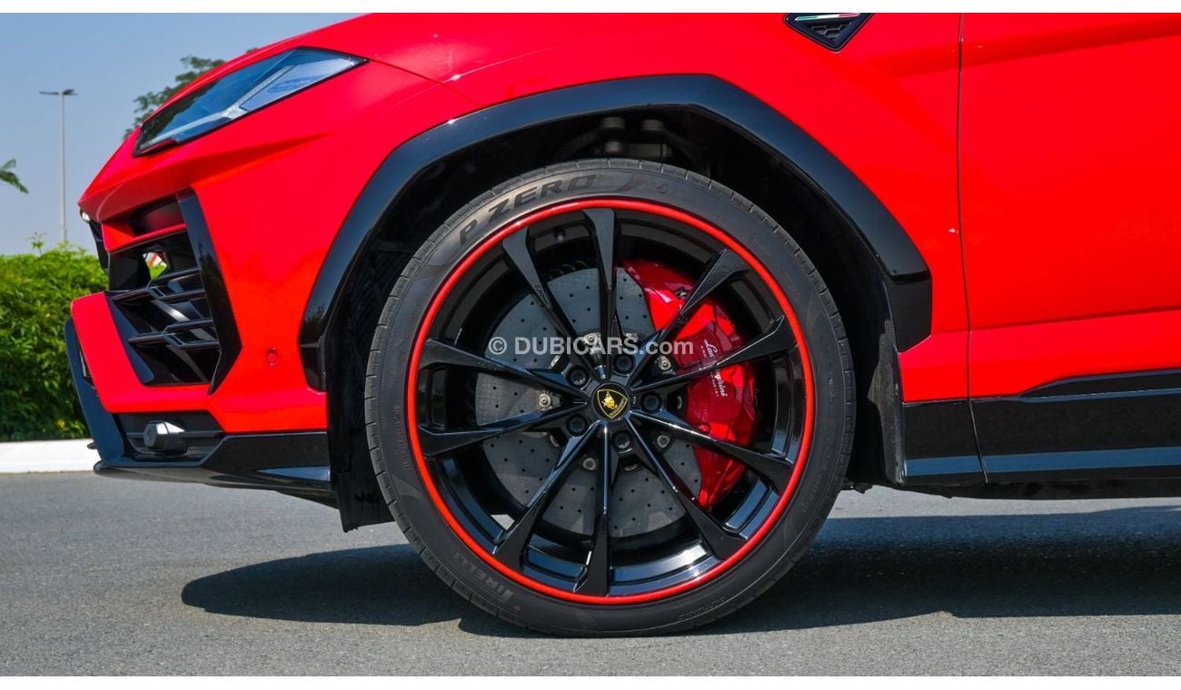 Lamborghini Urus 4.0T Lamborghini Urus | Perfect Condition with Warrant and service contract | Full Carbon Interior 2