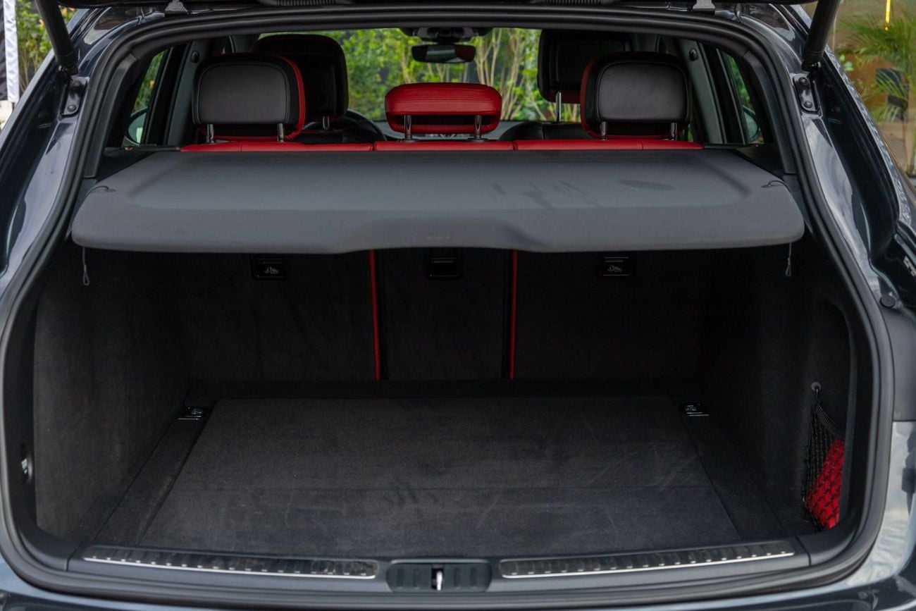 Porsche Macan Std 2.0L (252 HP)