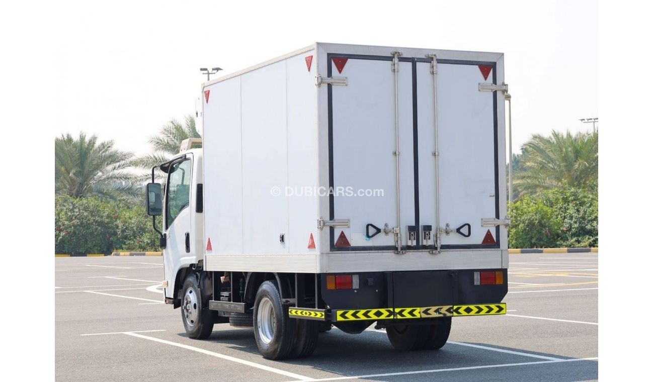 Isuzu Reward Reward NMR 2-Ton | Thermoking Chiller Box | Excellent Condition | GCC Specs | Export Only