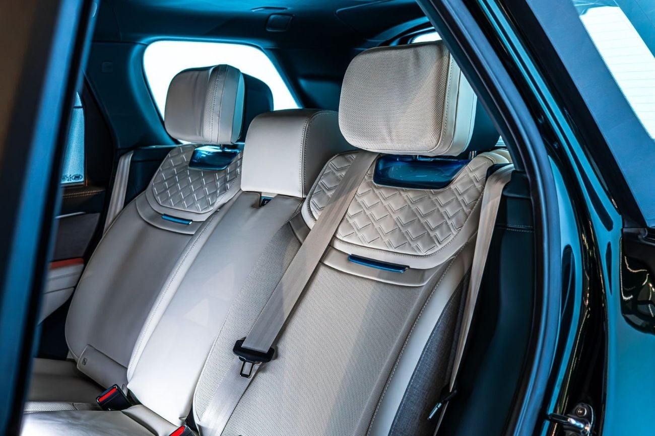 Land Rover Range Rover SV P615 SWB 2026  | British Racing Green  | Serenity Interior | GCC Specs