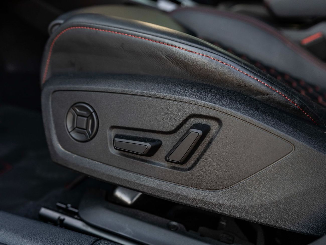 Audi RS3 TFSI quattro 2.5L Sportback