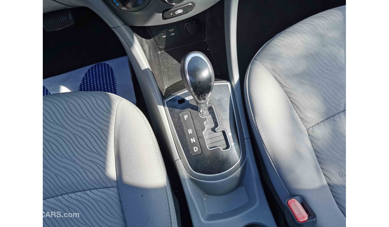 Hyundai Accent 1.6L, 16" Rims, Active ECO Control, Headlight Lightening Knob, LED Headlights, Bluetooth (LOT # 625)