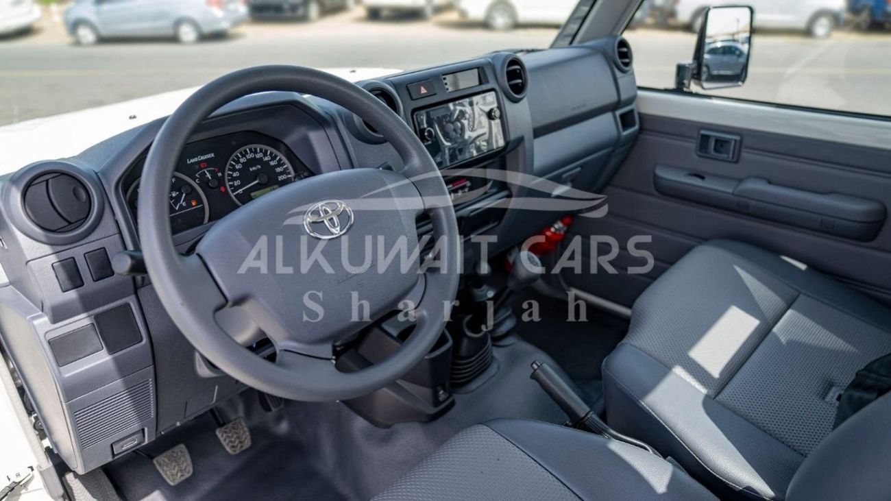 Toyota Land Cruiser Pick Up TOYOTA LAND CRUISER LC79SC 4.0P MT MY2023