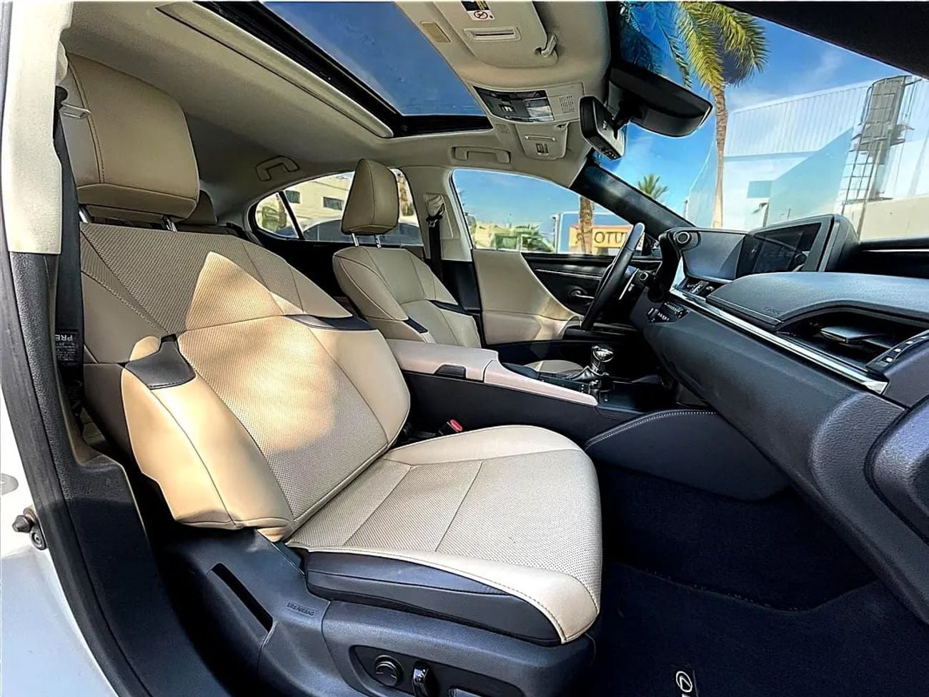 لكزس ES 350 1,150 P.M | | ES-350 | 3.5L V6 | | FREE ACCIDENT | ORIGINAL PAINT | 0% DOWNPAYMENT