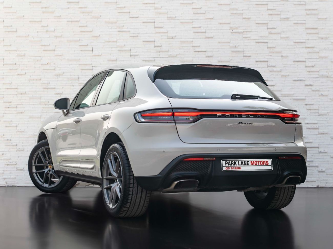 Porsche Macan Std 2.0L (252 HP)