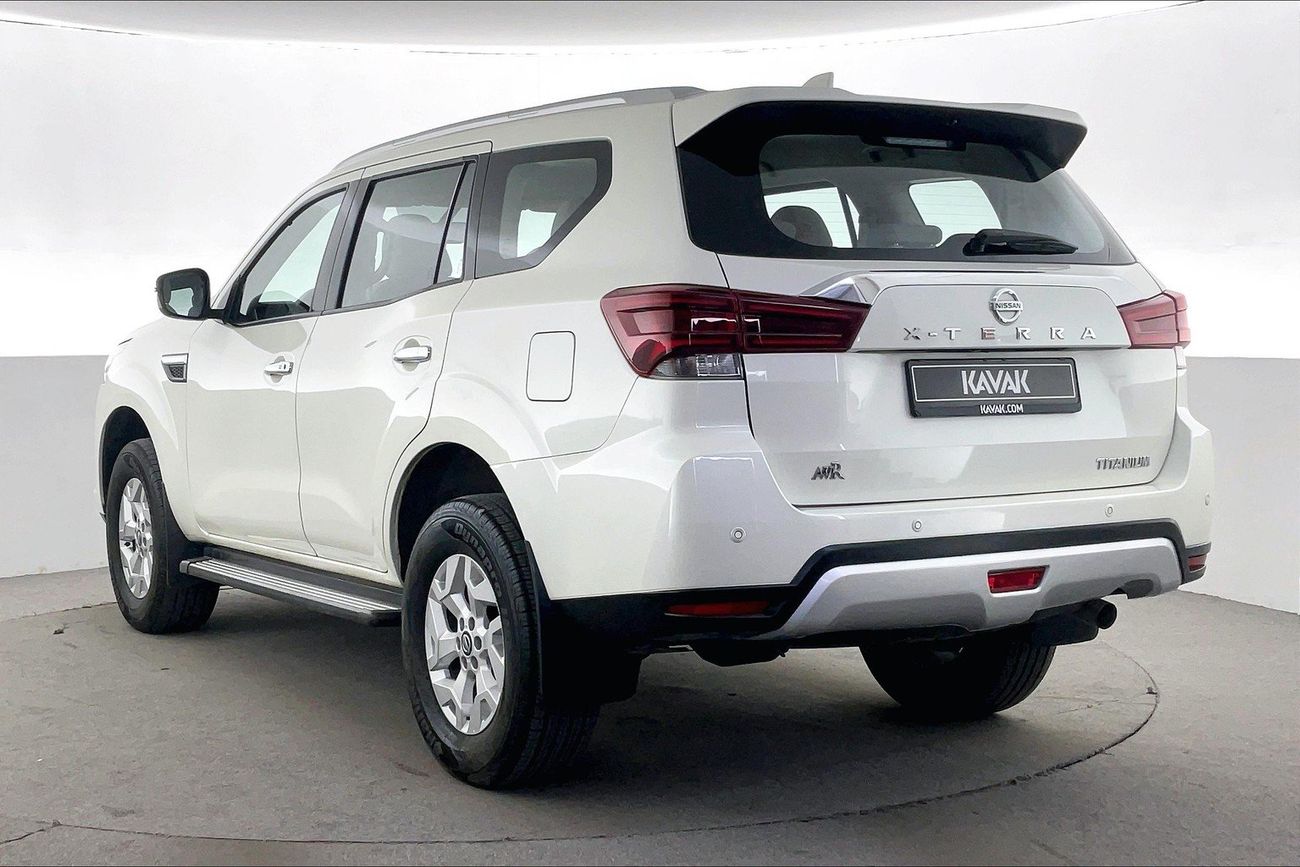 نيسان إكستيرا Titanium | شامل الضمان | 0 ﺪﻔﻋﺓ ﺃﻮﻟﻯ