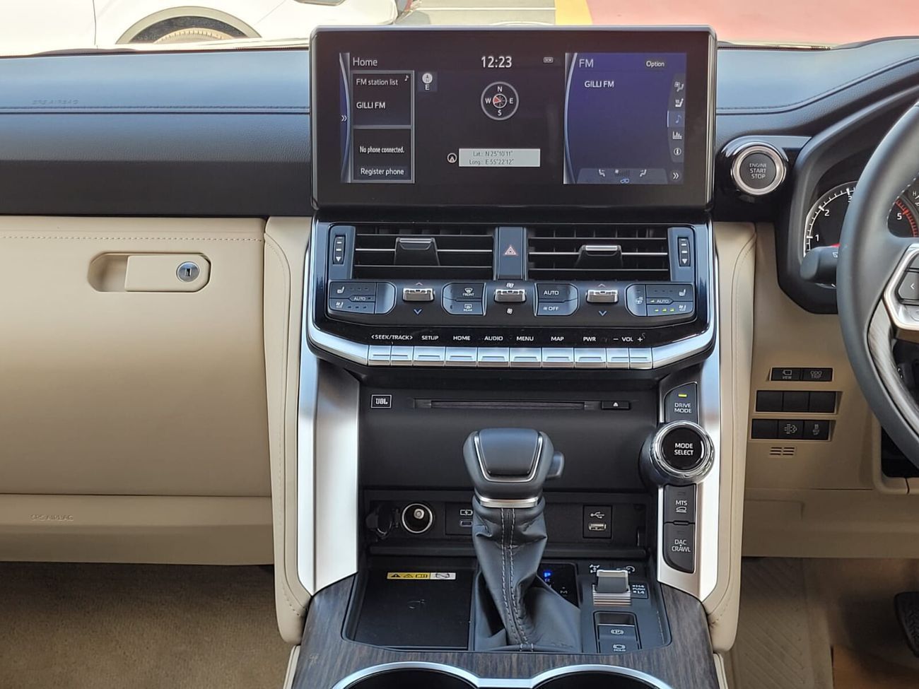 Toyota Land Cruiser RHD - 3.3 DSL - SAHARA - 7 STR - MY 2025 - BLK_BEIG (FOR EXPORT ONLY)