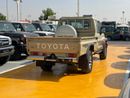 Toyota Land Cruiser Pick Up Toyota LAND CRUISER SC AT PETROL 4.0L WIN-DIFF-COOLBOX