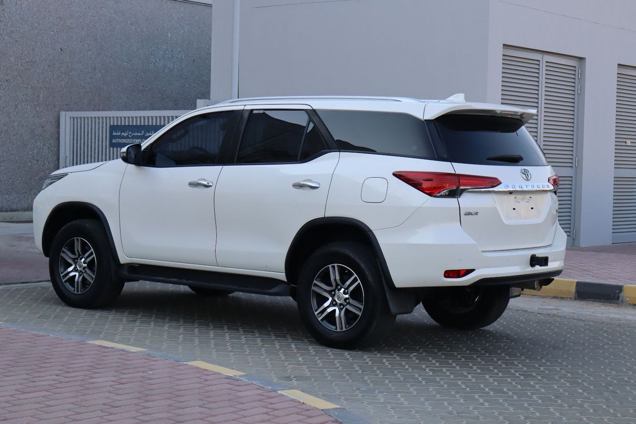 Toyota Fortuner GXR GCC V6