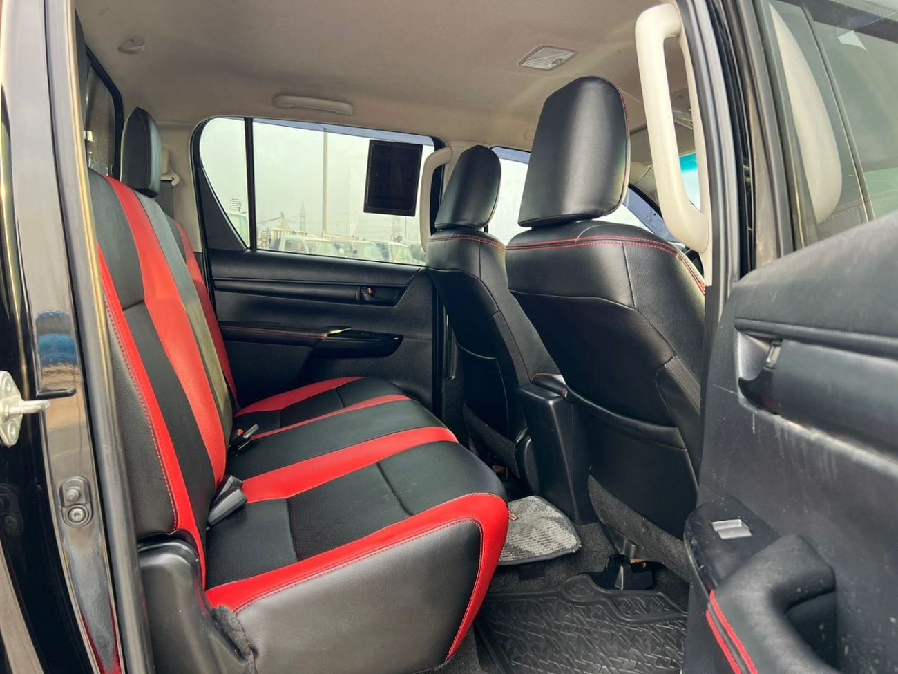 Toyota Hilux 2021 Toyota Hilux GR Sport - 2.7L V4 - GCC - Full Automatic Patrol - 4x4 AWD - Off Road Edition