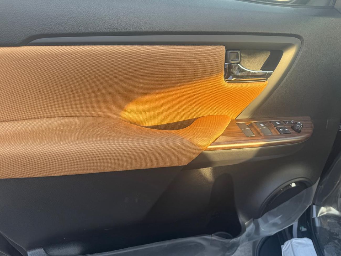 Toyota Fortuner TOYOTA FORTUNER 2.7