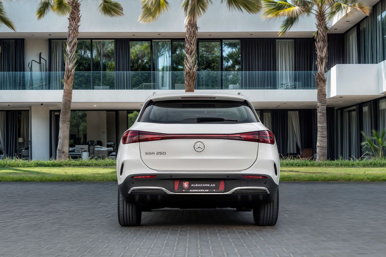 Mercedes-Benz EQA 250 EQA 250 AMG | 2,938 P.M | 0% Downpayment | EQA 250 AMG | AGENCY WARRANTY/SERVICE!