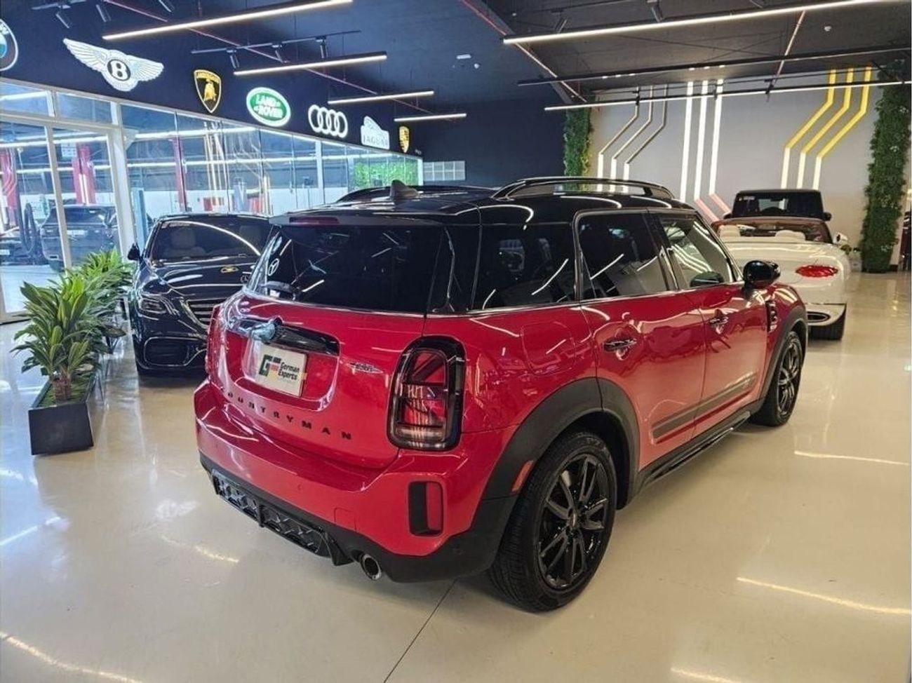 Mini John Cooper Works Countryman 2023 Mini John Cooper Works/Alcantara Seats/Mint condition