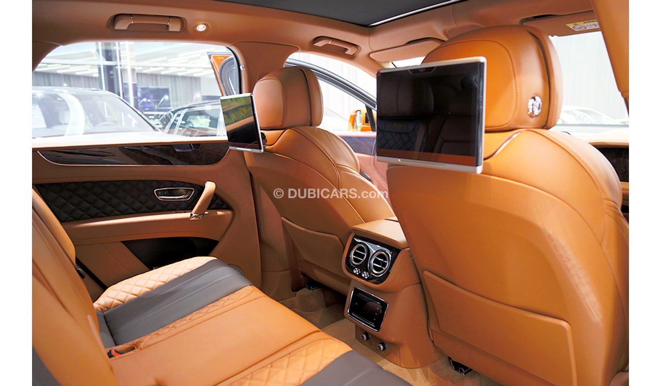 New Bentley Bentayga V8 2020 2020 for sale in Dubai - 318748