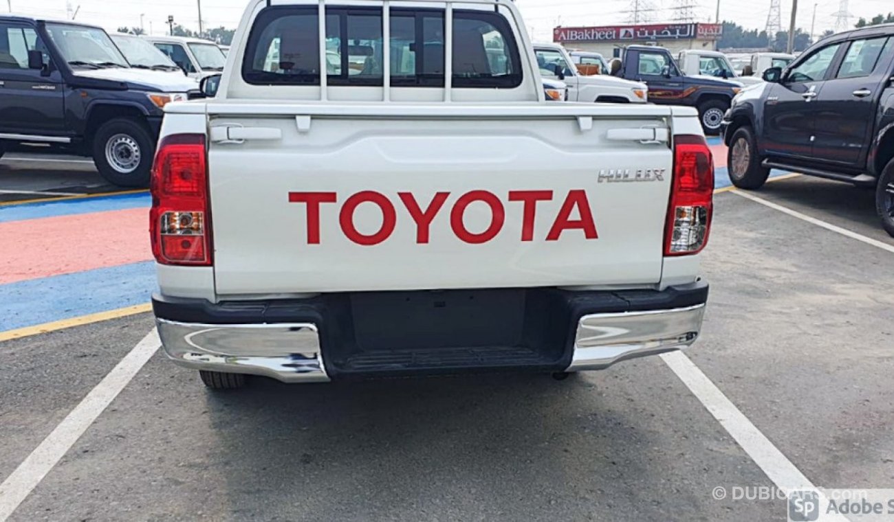 Toyota Hilux 2.4Ltr,Diesel,RWD,Manual Transmission,power window,Center Lock,Side Sticker,Touch Screen,Aux&Mp3