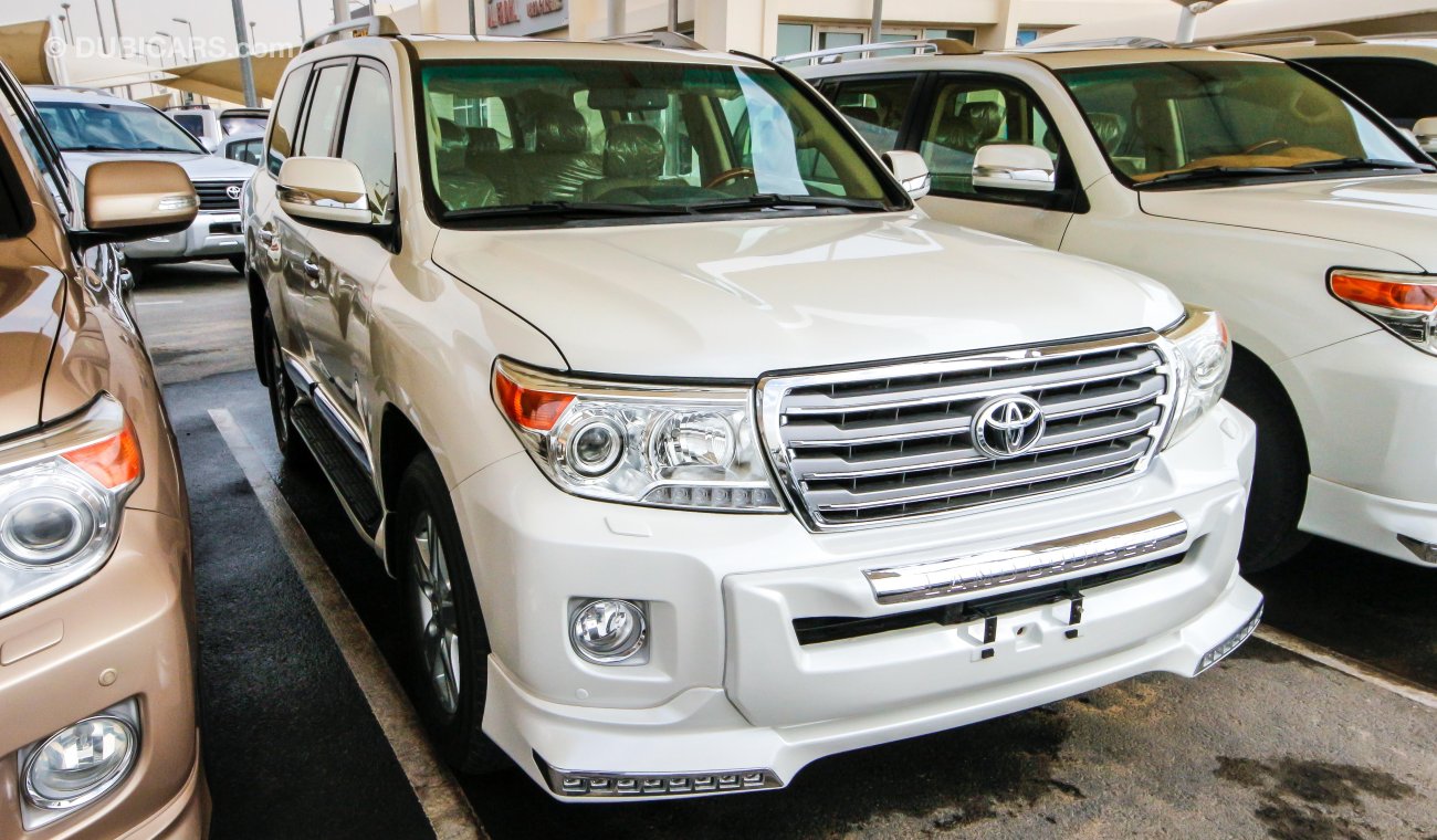 Toyota Land Cruiser GXR V6