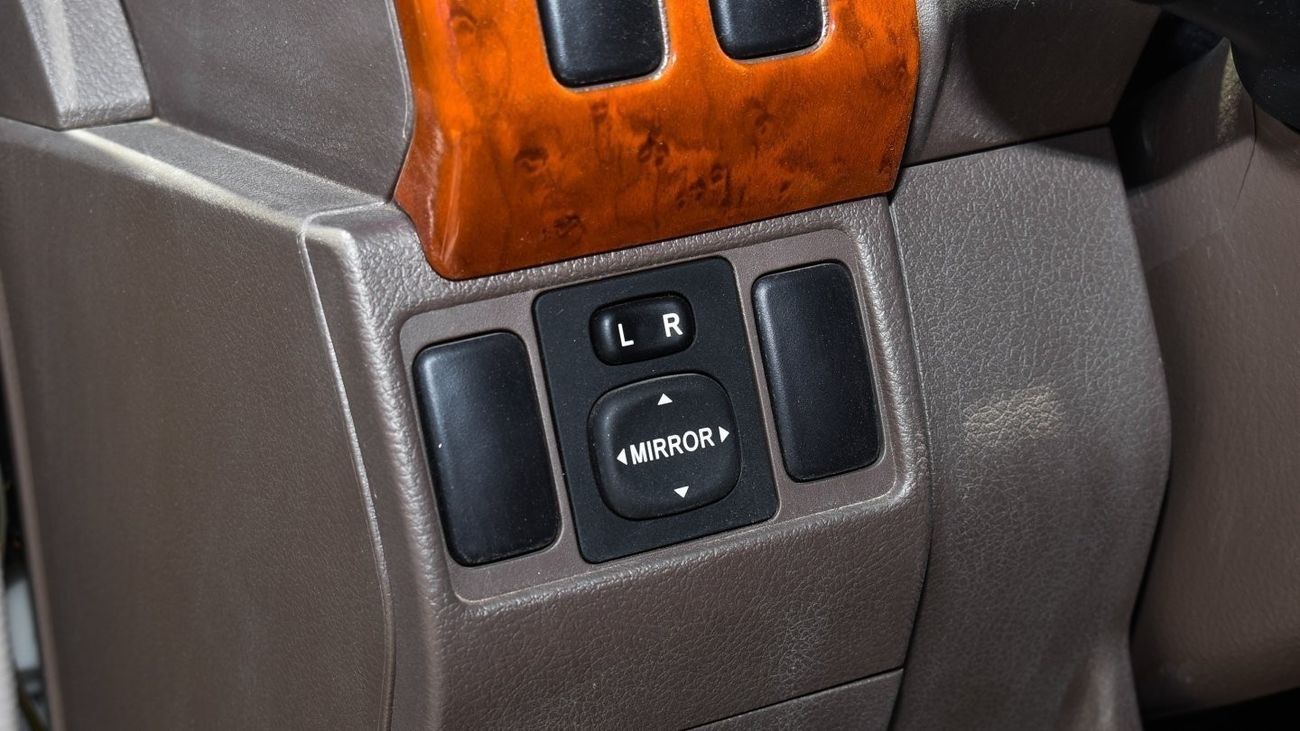 تويوتا لاند كروزر بيك آب TOYOTA LAND CRUISER PICK-UP 4.0L V6 PETROL 2022