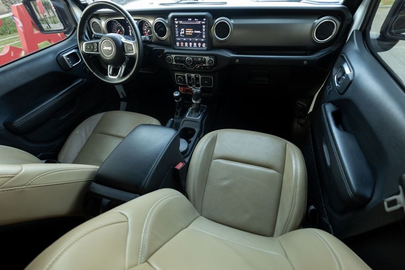 Jeep Wrangler Unlimited Rubicon 3.6L A/T