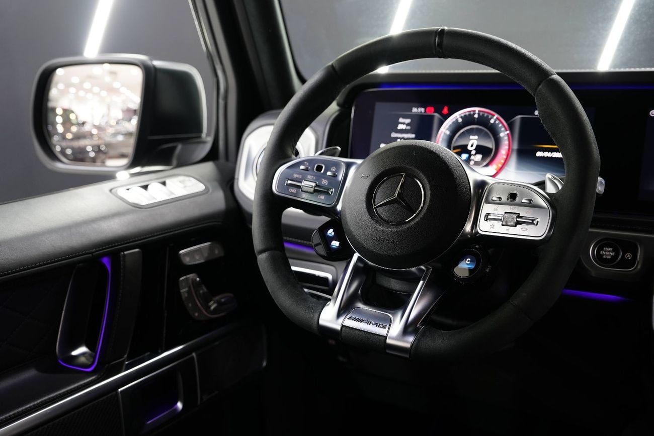 مرسيدس بنز G 63 AMG 4x4² هيكل خارجي/داخلي من ألياف الكربون، رف سقف، محاور بوابة، مواصفات خليجية!!