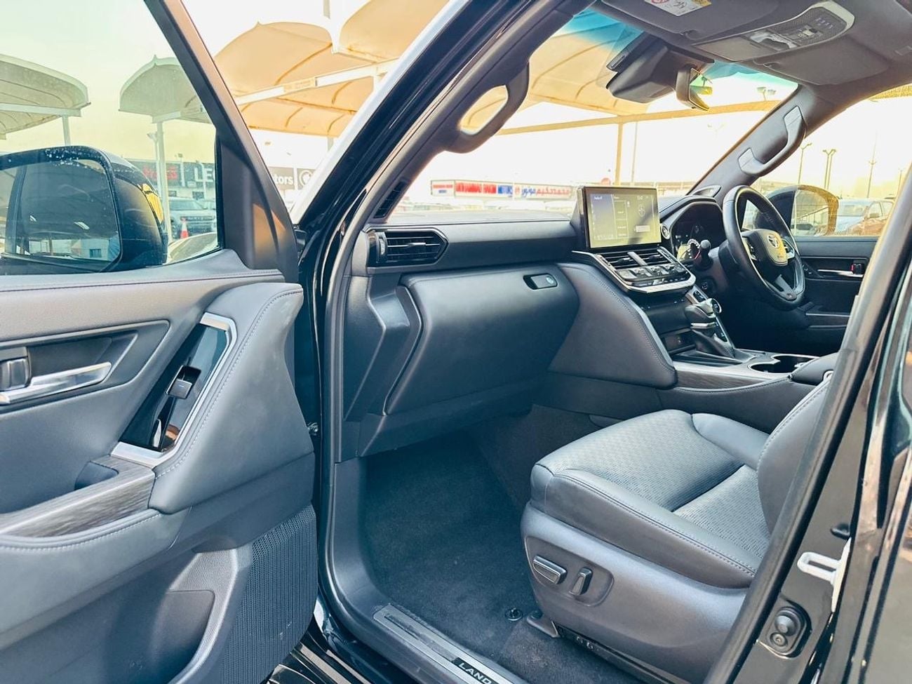 Toyota Land Cruiser GR-S 3.3L