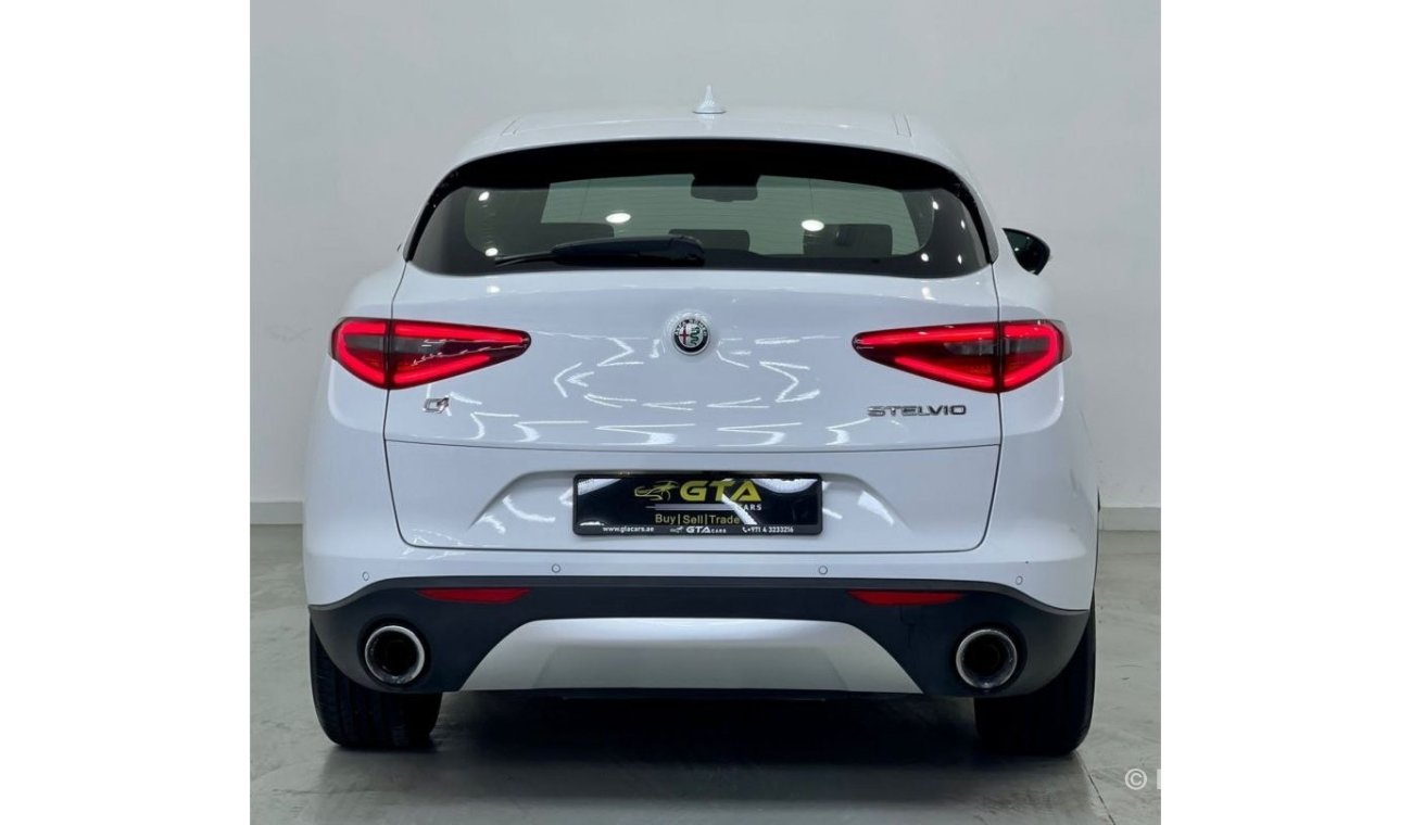 ألفا روميو ستيلفيو Alfa Romeo Stelvio Q4, Full Service History-Warranty-Service Contract-GCC