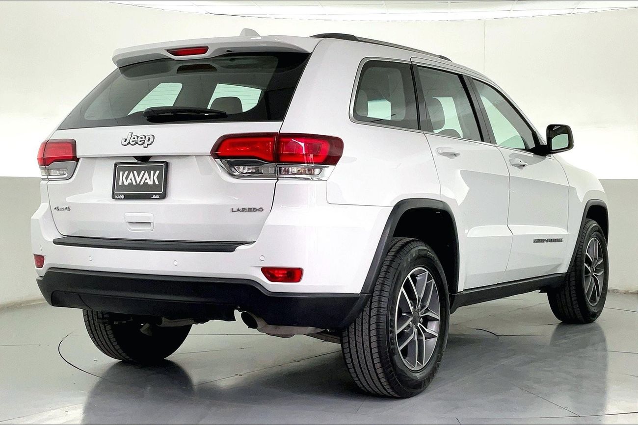 Jeep Grand Cherokee Laredo | 1 year free warranty | 1.99% financing rate | 7 day return policy