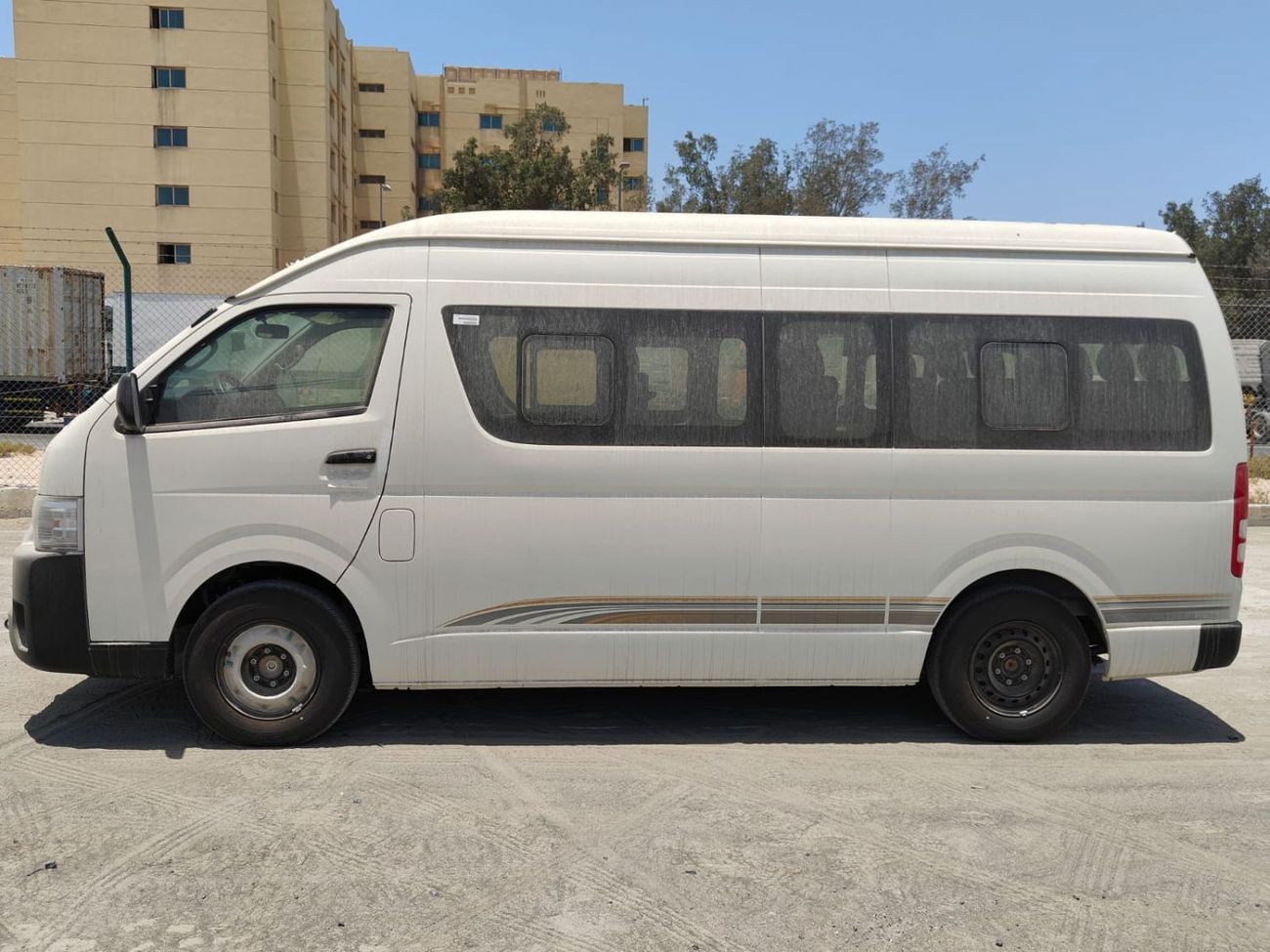 تويوتا هاياس 2025 Toyota Hiace (Old-Shape) High-Roof 16-Seater Passenger Van 2.7L 4-Cyl Petrol M/T RWD For Africa