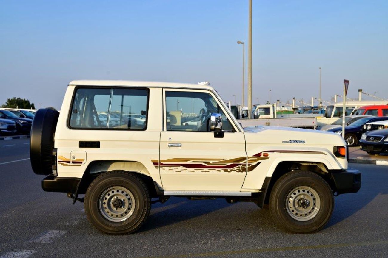 Toyota Land Cruiser 70 71 DLX V6 4.0L Petrol 5 Seater Automatic