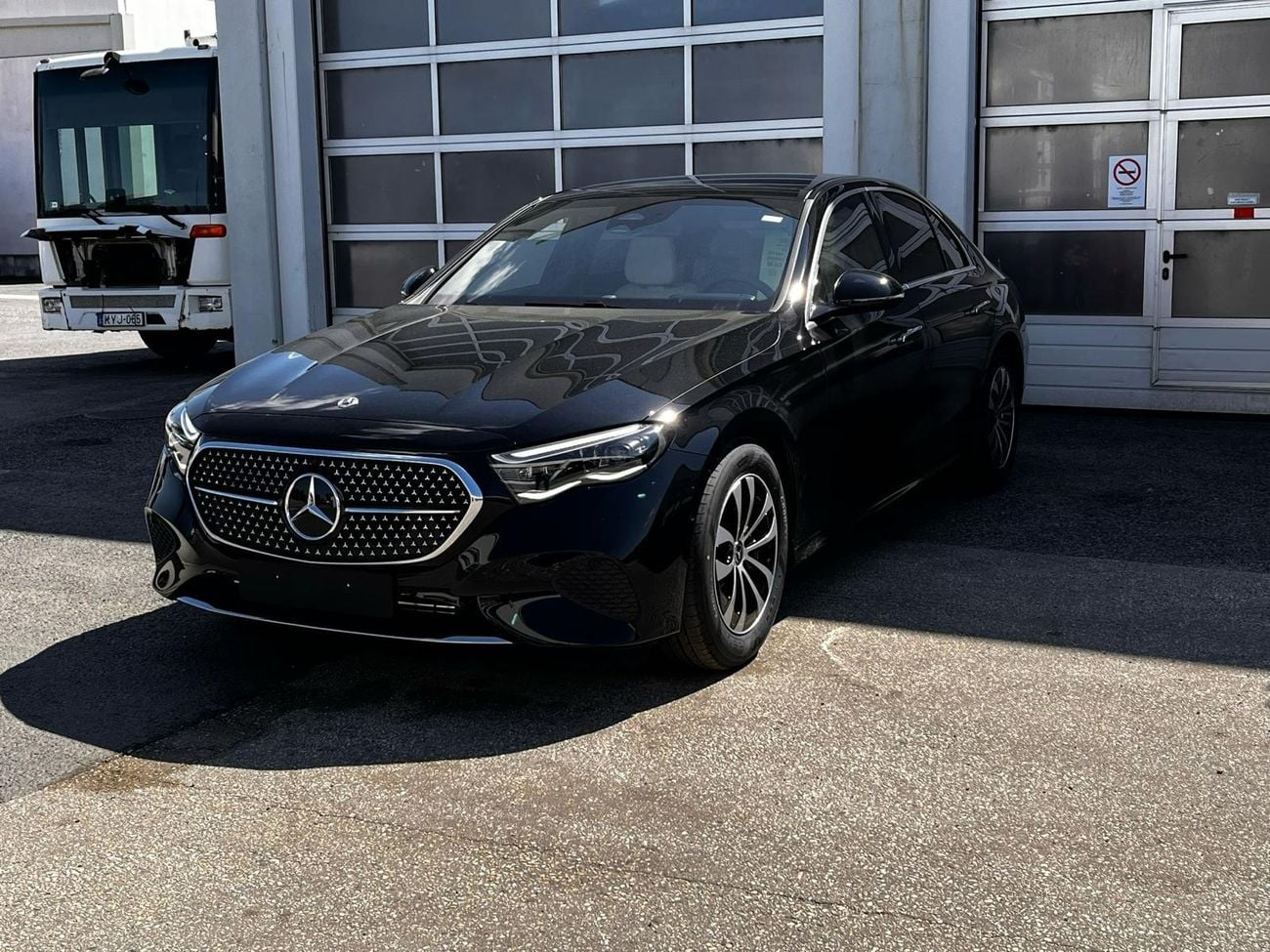 Mercedes Benz E200 E200 (E-Class), 2.0L