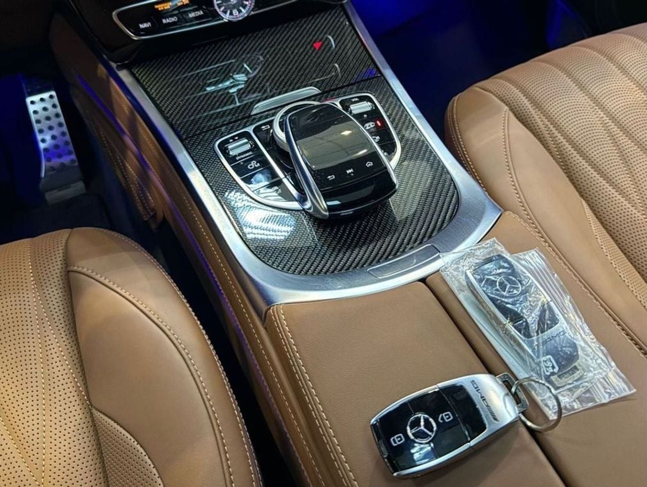 مرسيدس بنز G 63 AMG G 63 AMG DOUBLE NIGHT PACKAGE 2024 DOUBLE NIGHT PACKAGE 2024